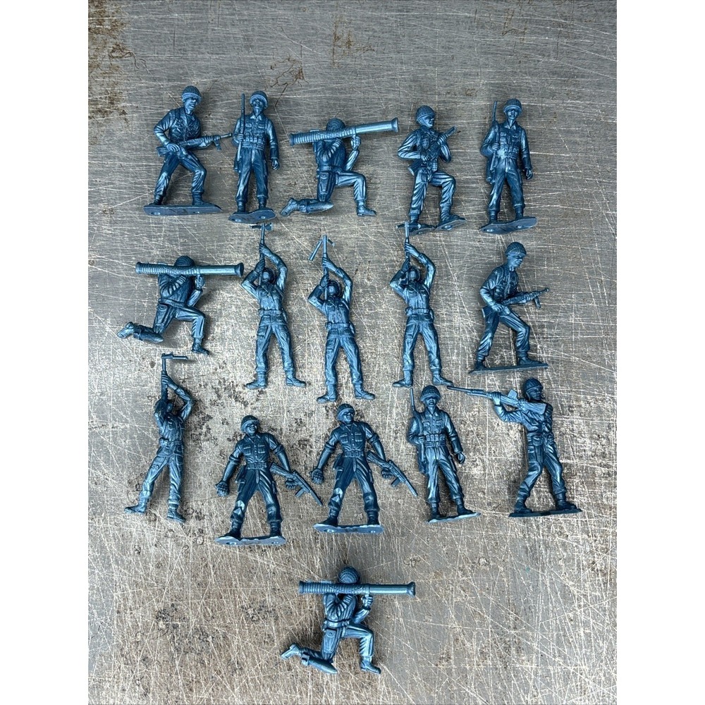 Lot Of 16 1950's MPC‎ Metallic Steel Blue Plastic Army Men Various Poses